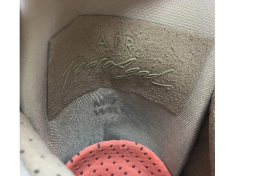 of Nike God  AR4237-900  Fear 1 Air Oatmeal 1011
